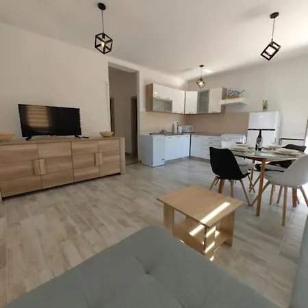 Marija, New 1bd With Free Parking Appartement *